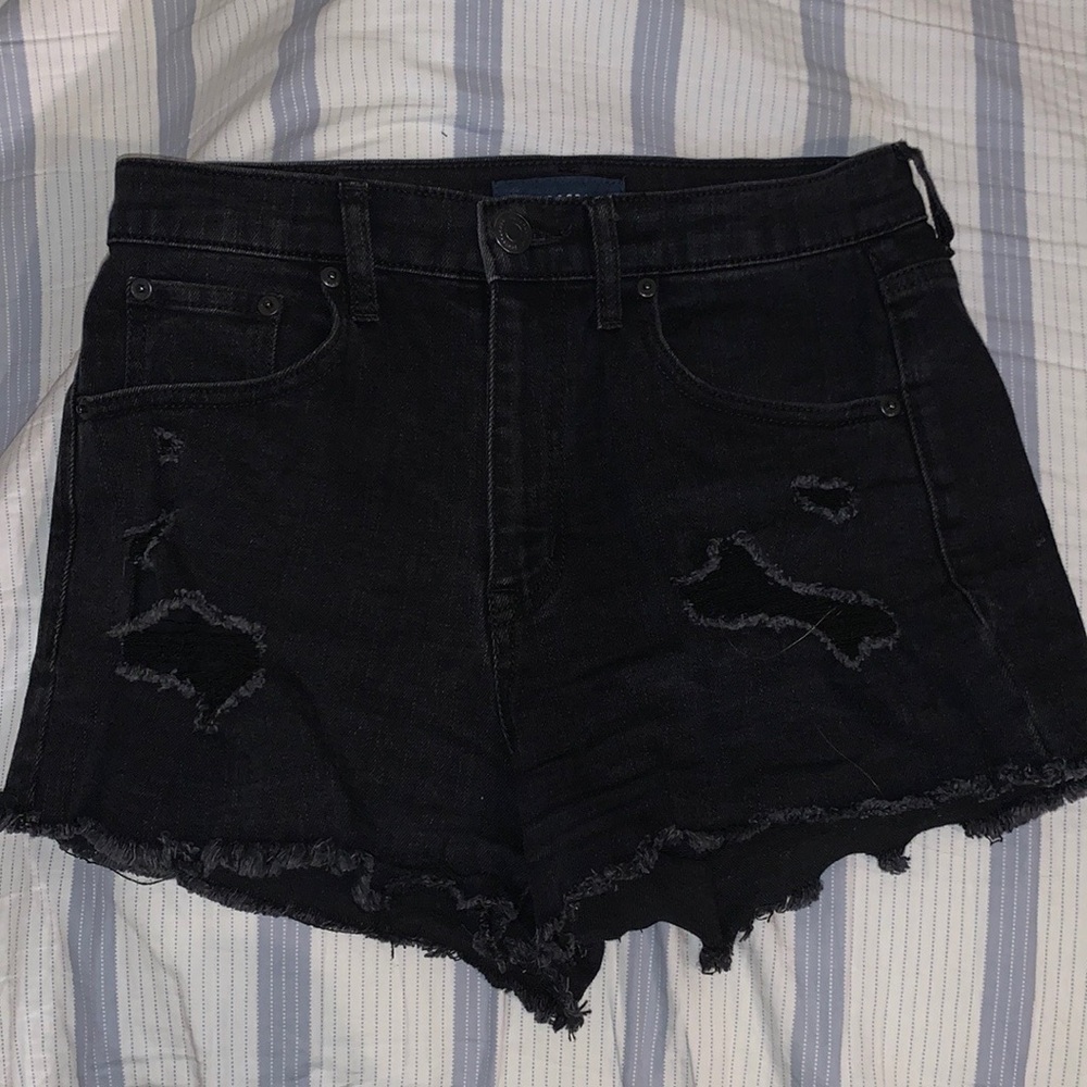 BLACK CHEEKY DENIM SHORTS